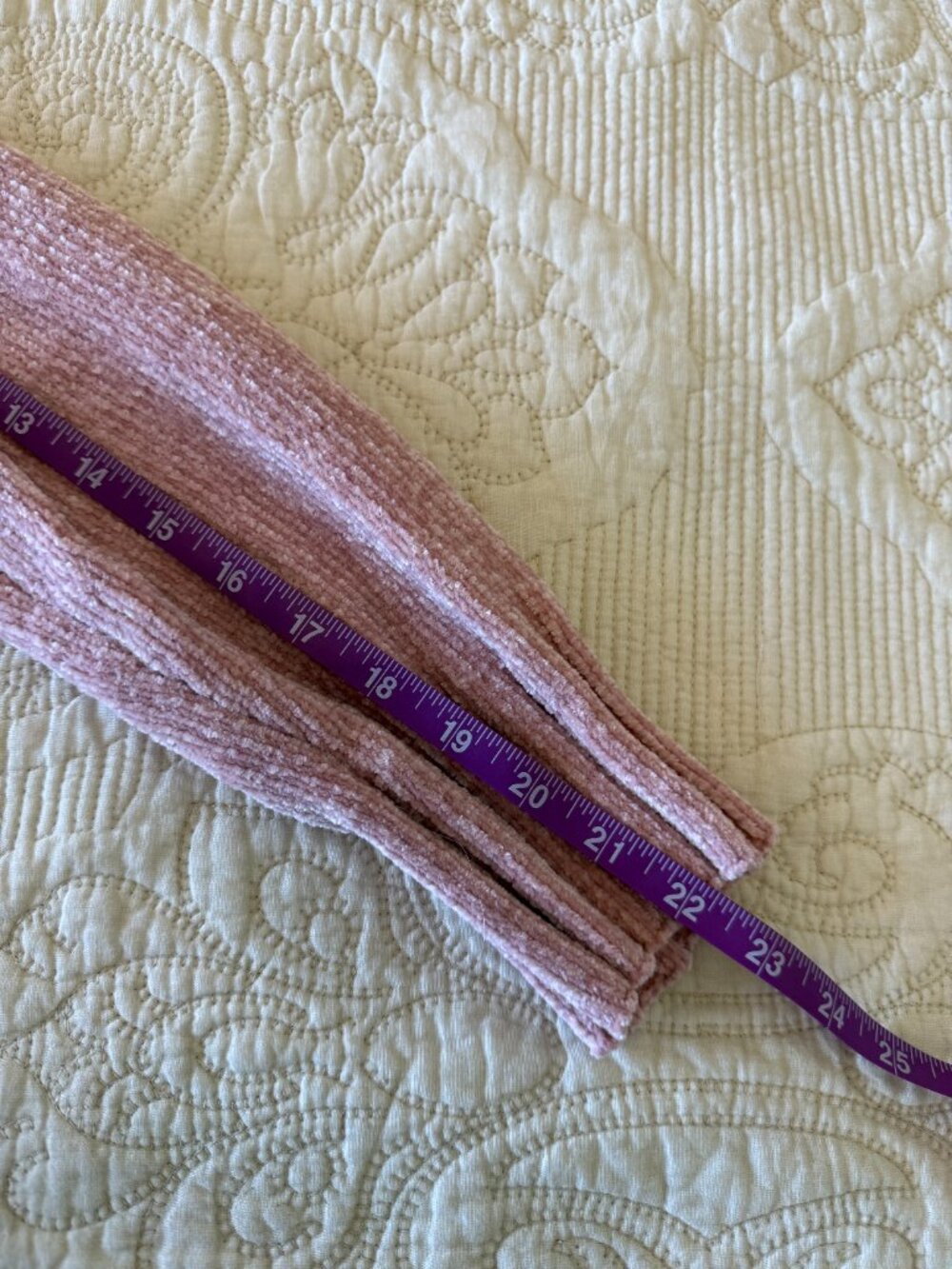 Soft pink chenille open-front cardigan featuring a relaxed fit - Picture 5 of 6